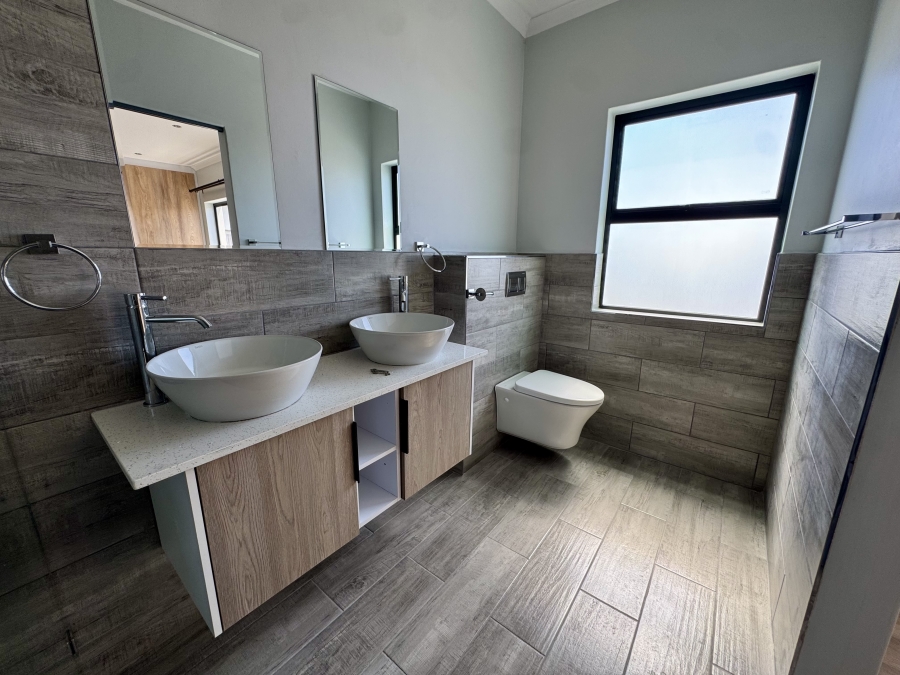 4 Bedroom Property for Sale in Sandown Western Cape